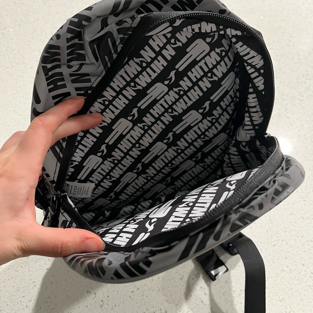 Hitman Reflective Compact Backpack - Picture 11 of 11